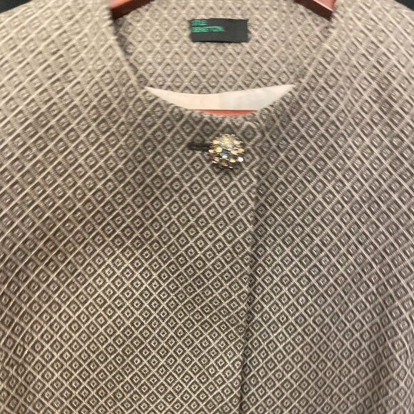 Gorgeous Benetton Elegant Straight Fit Coat: Size S - Picture 2 of 16